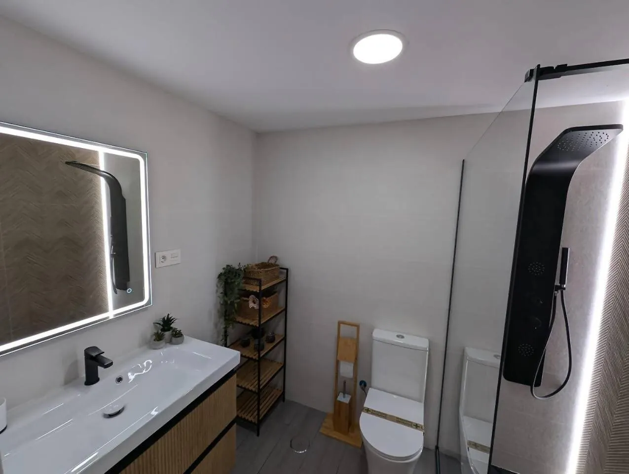 Bajondillo Beach Apartment Torremolinos Spain