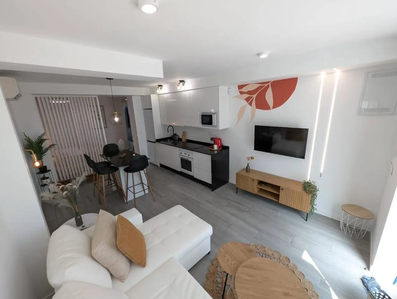 Bajondillo Beach Apartment Torremolinos Spain