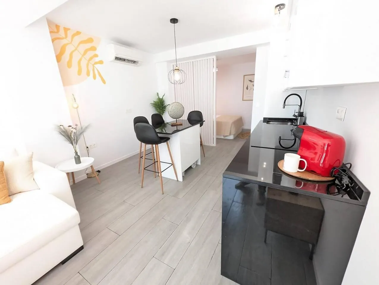 Bajondillo Beach Apartment Torremolinos Spagna
