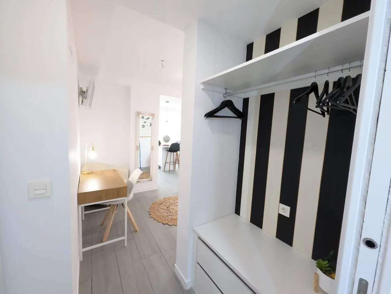 Bajondillo Beach Apartment Τορρεμολίνος 0*,  Ισπανία
