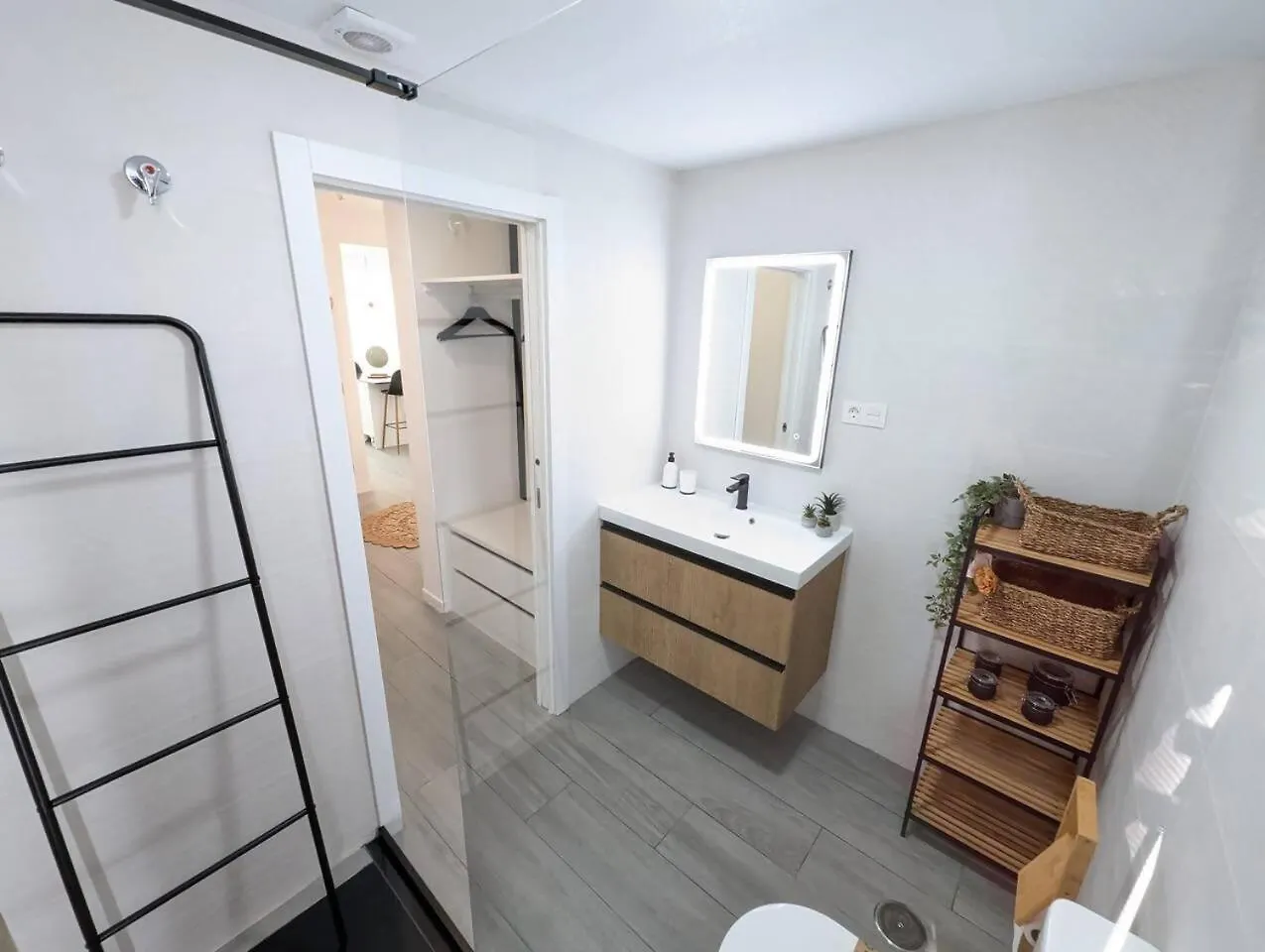 Bajondillo Beach Apartment Τορρεμολίνος